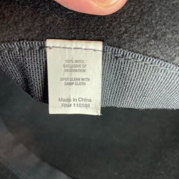 Nine West Women's Black 100% Wool Cloche - Picture 7 of 7